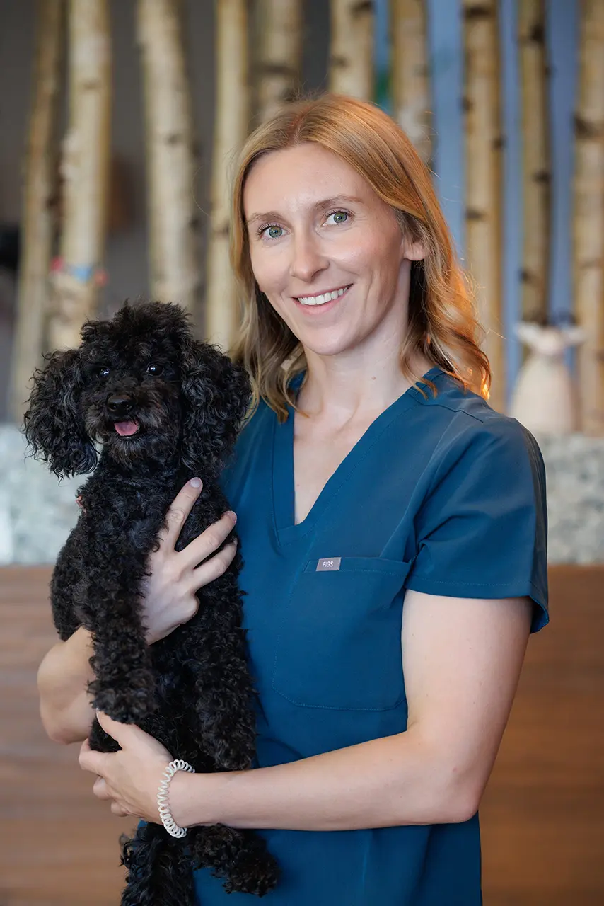 Drautalvet Team: Mag. med. vet. Denise Gütler Drautalvet Team: Mag. med. vet. Denise Gütler